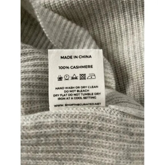 EUC The Curated Chunky Crew Cashmere Sweater Light Grey Size M!  VERY RARE!! - Picture 12 of 14